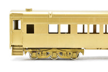Load image into Gallery viewer, HO Brass Oriental Limited GN - Great Northern Heavyweight Streamstyled Deluxe Coach Nos. 944-949