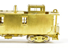 Load image into Gallery viewer, HO Brass OMI - Overland Models, Inc. Rutland Railroad Wood Caboose Nos. 42-47