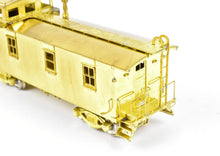 Load image into Gallery viewer, HO Brass OMI - Overland Models, Inc. Rutland Railroad Wood Caboose Nos. 42-47