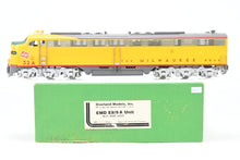 Load image into Gallery viewer, O Brass OMI - Overland Models, Inc MILW Milwaukee Road EMD E8/9A w/Port Holes Custom Painted No. 32A
