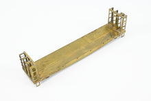 Load image into Gallery viewer, HO Brass Kemtron Various Roads Bulkhead Beveled Floor Pulpwood Flatcar NO TRUCKS