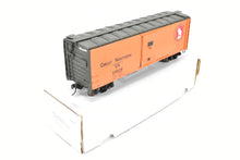 Load image into Gallery viewer, O Scale Metal Unknown Manufacturer 40 Foot Plywood Boxcar C/P in Great Northern NOB