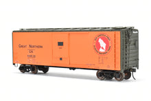 Load image into Gallery viewer, O Scale Metal Unknown Manufacturer GN - Great Northern 40' Plywood Boxcar C/P and Built