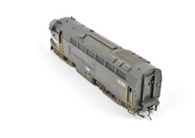 Load image into Gallery viewer, HO Brass OMI - Overland Models, Inc. D&H - Delaware and Hudson BLW RF-16 Shark Nose A-unit CP in NYC/D&H Patch No. 1206