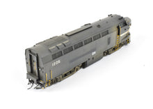 Load image into Gallery viewer, HO Brass OMI - Overland Models, Inc. D&H - Delaware and Hudson BLW RF-16 Shark Nose A-unit CP in NYC/D&H Patch No. 1206