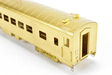 Load image into Gallery viewer, HO Brass Oriental Limited NP - Northern Pacific North Coast Limited PS #494"Traveller's Rest" Lunch-Counter Lounge