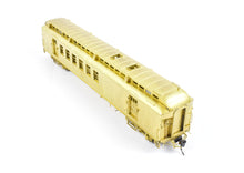 Load image into Gallery viewer, HO Brass Pecos River Brass ATSF - Santa Fe Heavyweight RPO #60-69 With Skylight