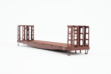 Load image into Gallery viewer, HO Brass U.S. Hobbies Various Roads Bulkhead Beveled Floor Pulpwood Flatcar Custom Painted Unlettered NO TRUCKS