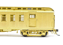 Load image into Gallery viewer, HO Brass Pecos River Brass ATSF - Santa Fe Heavyweight RPO #60-69 With Skylight