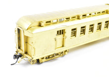 Load image into Gallery viewer, HO Brass Pecos River Brass ATSF - Santa Fe Heavyweight RPO #60-69 With Skylight