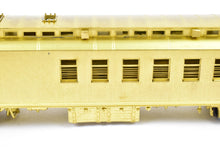 Load image into Gallery viewer, HO Brass Pecos River Brass ATSF - Santa Fe Heavyweight RPO #60-69 With Skylight