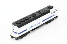Load image into Gallery viewer, N Kato 176-9005 Metrolink EMD F40PH No. 800