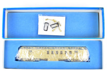 Load image into Gallery viewer, HO Brass Pecos River Brass ATSF - Santa Fe Heavyweight RPO #60-69 With Skylight