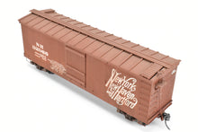 Load image into Gallery viewer, O Scale Metal/Wood Mainline Models NH - New Haven 36' Wood Boxcar C/P and Built