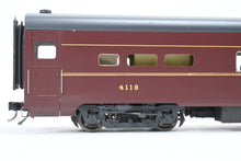 Load image into Gallery viewer, O Brass Sunnyside Models PRR - Pennsylvania Railroad P-85BR Coach Factory Painted No 4115 (NOTE:MISSING SOME WINDOW GLAZING {SEE PHOTOS)