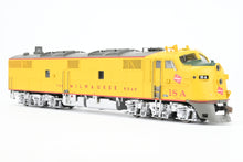 Load image into Gallery viewer, HO Life-Like Proto 2000 MILW - Milwaukee Road EMD E7A FP Yellow/Grey #18A w/ QSI DCC and Sound AS-IS