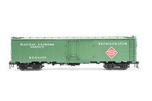 Load image into Gallery viewer, O Brass Sunset Models Third Rail REA - Railway Express Agency 54' Reefer Factory Painted No. 6155