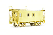 Load image into Gallery viewer, HO Brass Beaver Creek GN - Great Northern Wood Caboose X716/X719 Transfer "Collectors Edition"