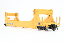 Load image into Gallery viewer, O Scale Atlas "O" Various Roads TTX - Trailer Train Gunderson Stack Car 5-Unit Set FP No. 63252