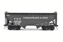 Load image into Gallery viewer, O Scale Brass US Hobbies C&O - Chesapeake & Ohio USRA 2 Bay Hopper, Custom Painted No. 125033 NO ORIGINAL BOX