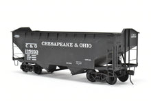 Load image into Gallery viewer, O Scale Brass US Hobbies C&O - Chesapeake & Ohio USRA 2 Bay Hopper, Custom Painted No. 125033 NO ORIGINAL BOX