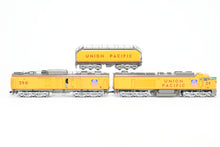 Load image into Gallery viewer, O Brass OMI - Overland Models, Inc. UP - Union Pacific 3-Unit Gas Turbine "Big Blow" Factory Painted No. 29 RARE!