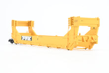 Load image into Gallery viewer, O Scale Atlas "O" Various Roads TTX - Trailer Train Gunderson Stack Car 5-Unit Set FP No. 63252