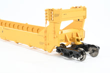 Load image into Gallery viewer, O Scale Atlas "O" Various Roads TTX - Trailer Train Gunderson Stack Car 5-Unit Set FP No. 63252