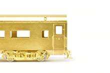 Load image into Gallery viewer, HO Brass The Palace Car Company GN - Great Northern Diner/Coach "International" Streamliner #1145/1146