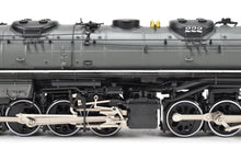 Load image into Gallery viewer, HO MTH - Mike's Train House DM&IR - Duluth, Missabe and Iron Range 2-8-8-4 "Yellowstone" with Proto-Sounds 3