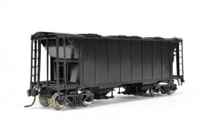Load image into Gallery viewer, HO Brass Sunset Models or ACF Models Various Roads AC&F 70-Ton Covered Hopper FP Black Unlettered
