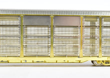 Load image into Gallery viewer, HO Brass OMI - Overland Models, Inc. SP - Southern Pacific Auto Rack Tri-Level w/ Mesh End Doors No. 517006