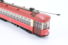 Load image into Gallery viewer, HO Bowser “Executive Line” New Orleans Public Service Streetcar FP CSL - Chicago Surface Lines Livery REBOXX