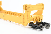 Load image into Gallery viewer, O Scale Atlas "O" Various Roads TTX - Trailer Train Gunderson Stack Car 5-Unit Set FP No. 63252