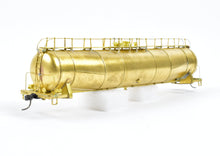 Load image into Gallery viewer, HO Brass Alco Models Various Roads ACF 29,000 Gallon Tank Car No TRUCKS