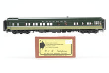 Load image into Gallery viewer, HO Brass W&R Enterprises NP - Northern Pacific Club Series Solarium Observation Factory Painted Loewy "Washington Club", Lettered Pullman.