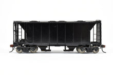 Load image into Gallery viewer, HO Brass Sunset Models or ACF Models Various Roads AC&F 70-Ton Covered Hopper FP Black Unlettered