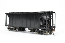 Load image into Gallery viewer, HO Brass Sunset Models or ACF Models Various Roads AC&F 70-Ton Covered Hopper FP Black Unlettered