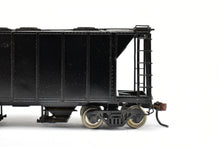Load image into Gallery viewer, HO Brass Sunset Models or ACF Models Various Roads AC&F 70-Ton Covered Hopper FP Black Unlettered