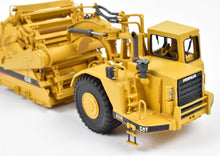 Load image into Gallery viewer, HO Brass CON CCM Models Caterpillar 633E Scraper Factory Painted - Yellow