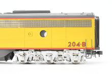 Load image into Gallery viewer, O Brass OMI - Overland Models, Inc. MILW - Milwaukee Road EMD E8/9B w/o Port Holes Custom Painted No. 204B NO BOX