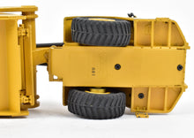 Load image into Gallery viewer, HO Brass CON CCM Models Caterpillar 633E Scraper Factory Painted - Yellow