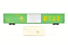 Load image into Gallery viewer, HO Brass Trains Inc. DT&I - Detroit, Toledo & Ironton 86 Foot Hi-Cube Boxcar CP DT&I 26201