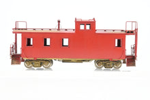 Load image into Gallery viewer, HO Brass OMI - Overland Models, Inc. GN - Great Northern 30' Plywood Sheath Caboose PARTIAL PAINT