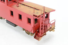 Load image into Gallery viewer, HO Brass OMI - Overland Models, Inc. GN - Great Northern 30' Plywood Sheath Caboose PARTIAL PAINT
