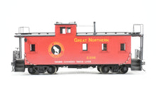 Load image into Gallery viewer, O Brass CON OMI - Overland Models, Inc. GN - Great Northern 30' Wood Sides Caboose Custom Painted No. X206