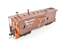 Load image into Gallery viewer, HO Brass CIL - Challenger Imports SP - Southern Pacific Class C-30-4 Caboose FP No. 1239