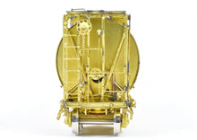 Load image into Gallery viewer, HO Brass OMI - Overland Models, Inc. CB&Q - Burlington Route ACF Cylindrical Covered Hopper