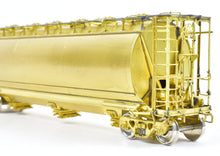 Load image into Gallery viewer, HO Brass OMI - Overland Models, Inc. CB&Q - Burlington Route ACF Cylindrical Covered Hopper