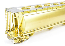 Load image into Gallery viewer, HO Brass OMI - Overland Models, Inc. CB&Q - Burlington Route ACF Cylindrical Covered Hopper